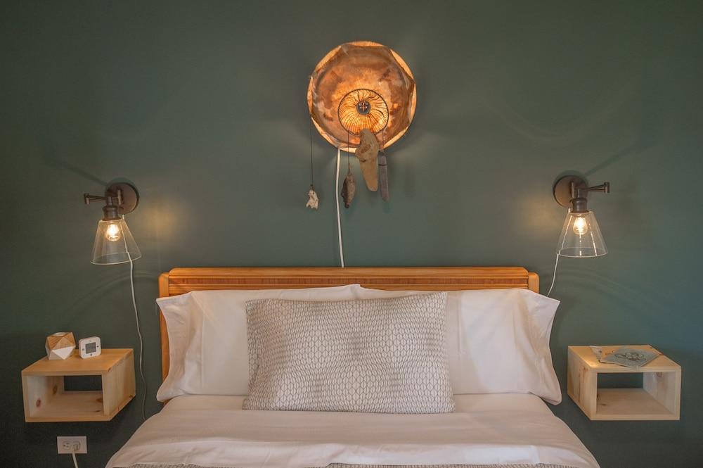 Bed & Breakfast Almatoit 2*