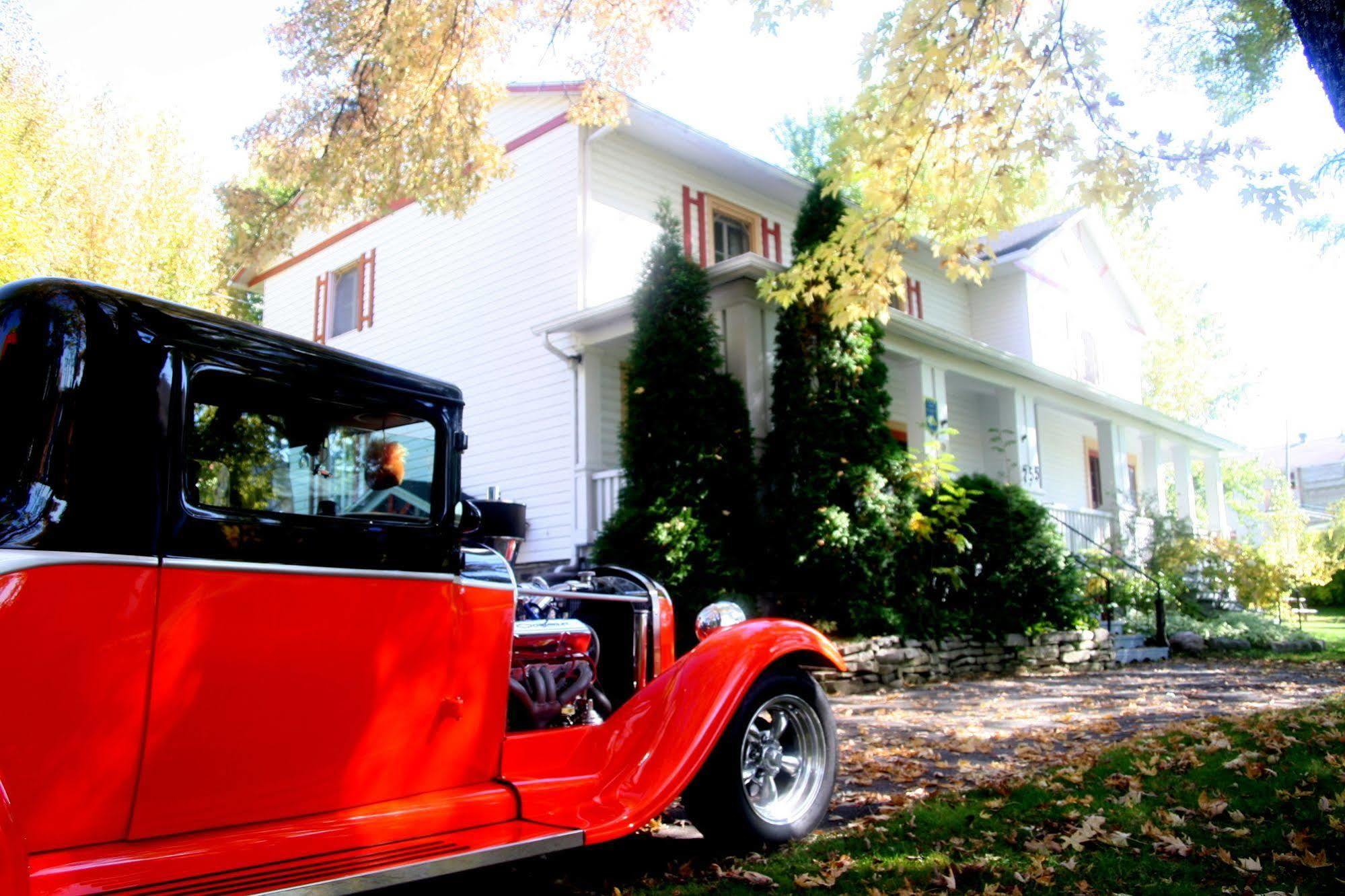 Almatoit Bed & Breakfast